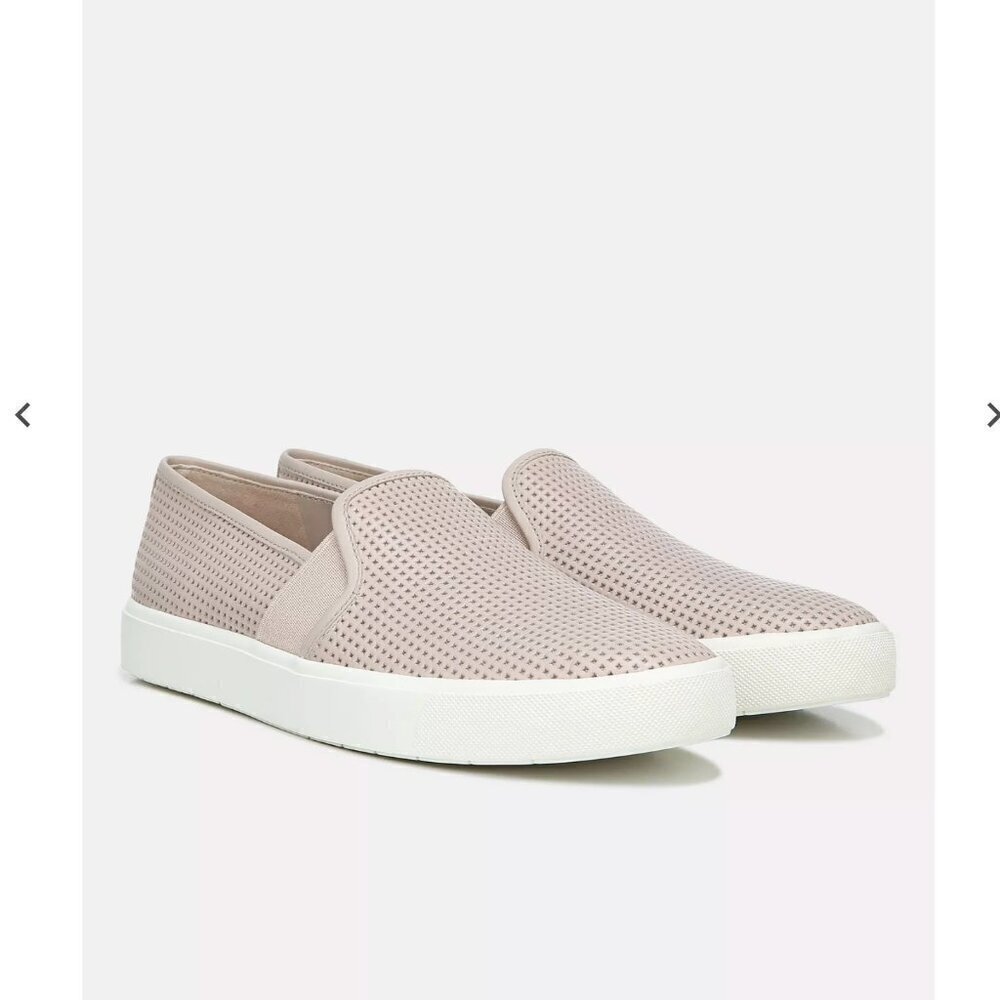 New Vince Perforated Leather Blair Sneaker Nautical Coastal Grandma Size 11